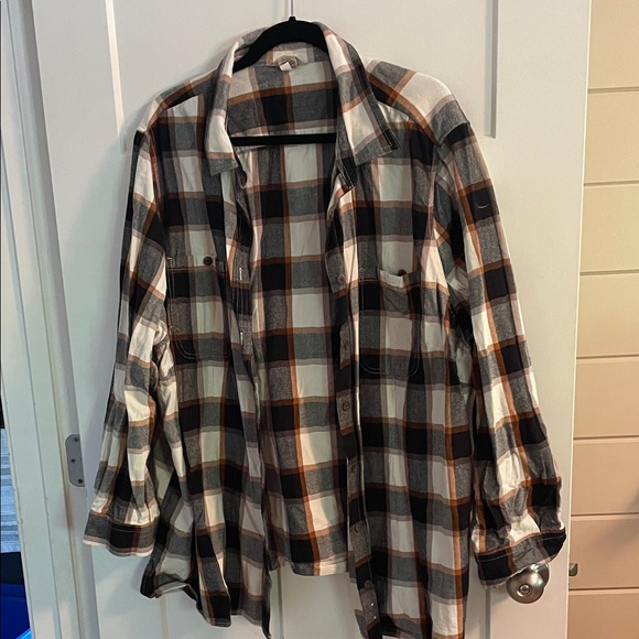 Women’s flannel - Picture 1 of 2